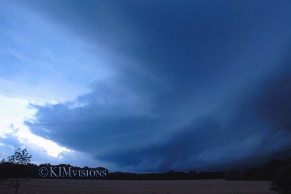 wm 804 clouds still low ED